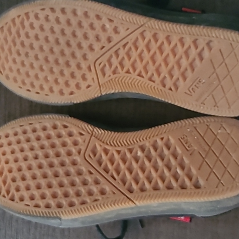 Men's black suede Vans - Picture 3 of 3